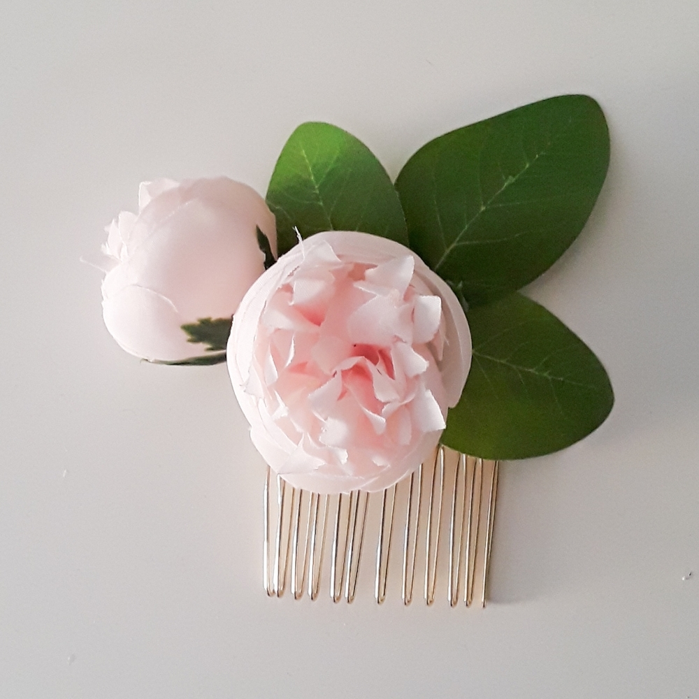 Handcrafted peony flower hair comb accessory.